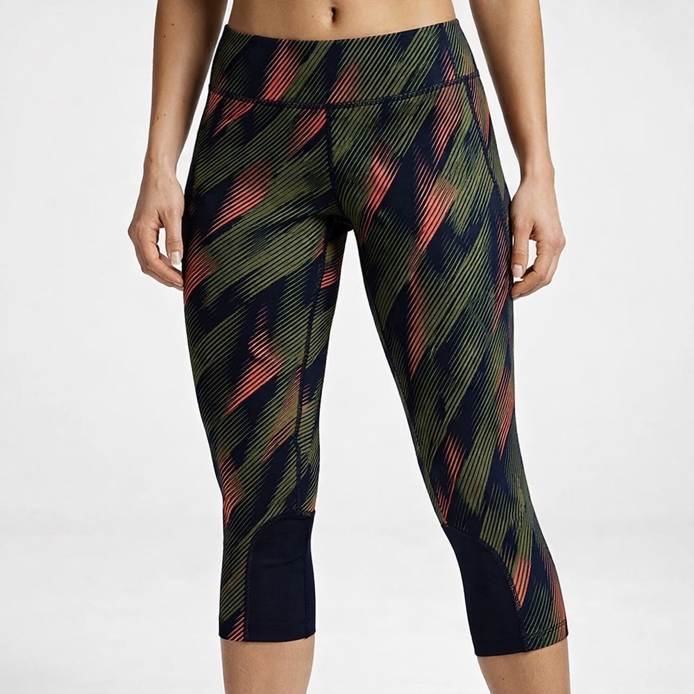 Nike Women's Green and Pink Patterned Capris